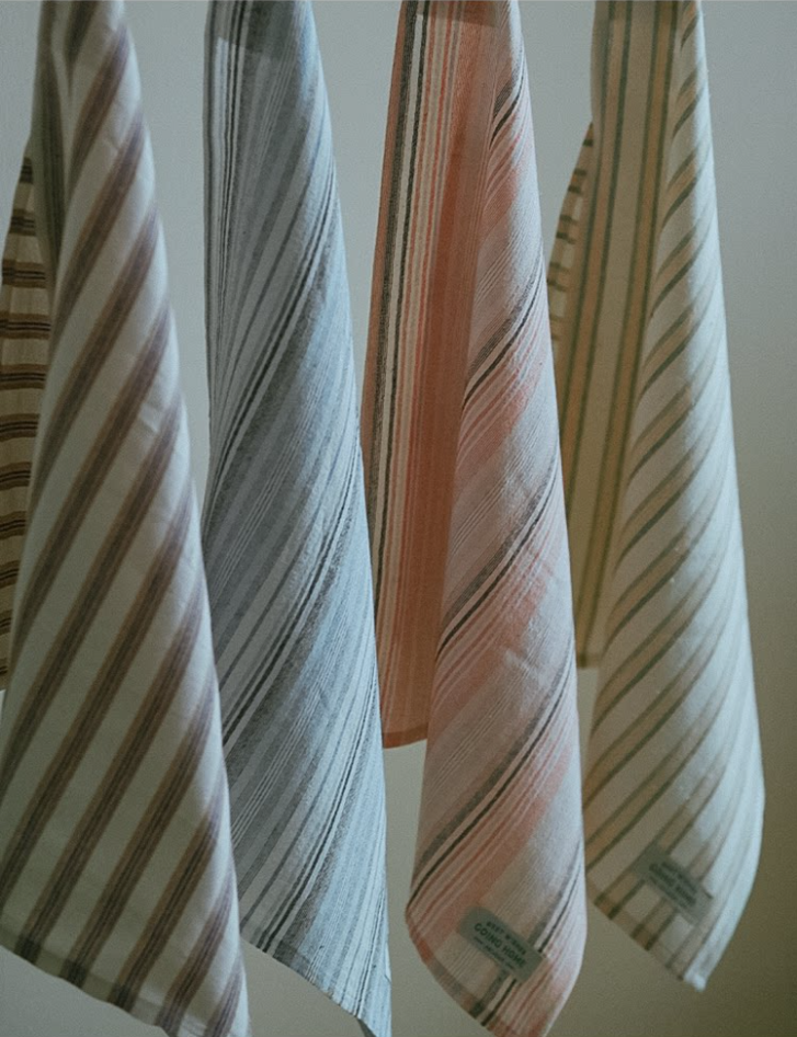 100% Cotton Stripe Tea Table Dust Cover & Napkin