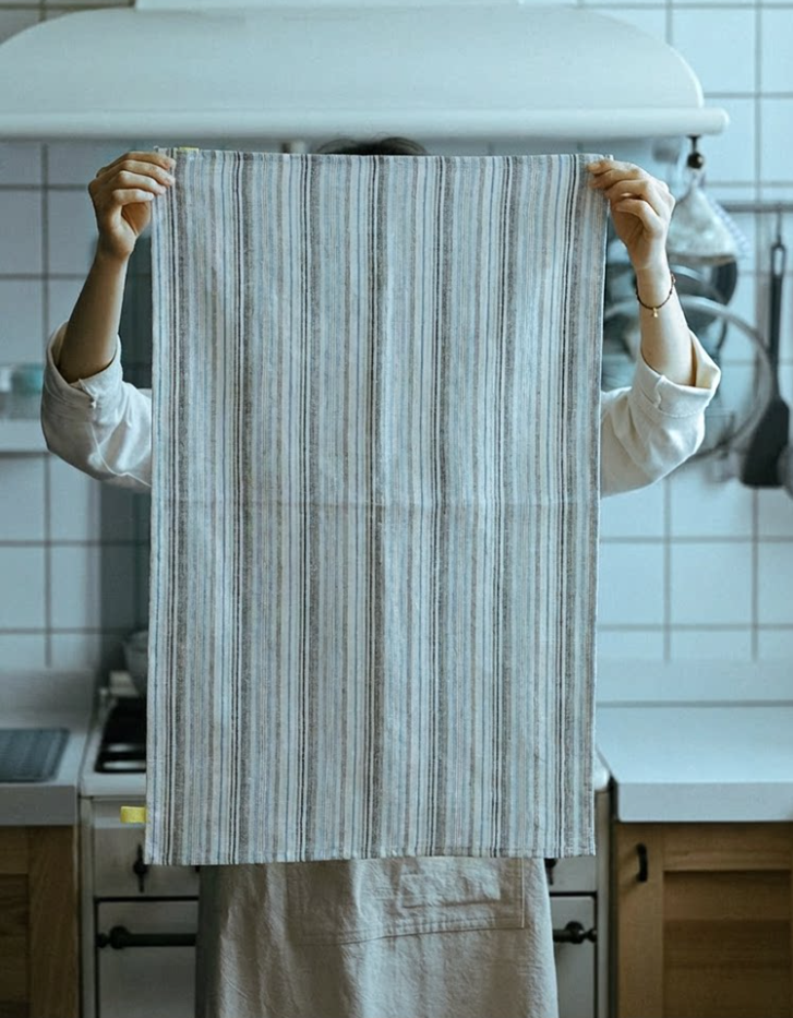 100% Cotton Stripe Tea Table Dust Cover & Napkin
