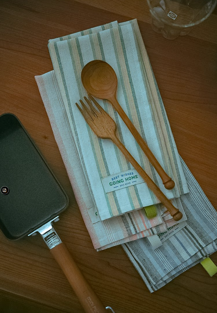 100% Cotton Stripe Tea Table Dust Cover & Napkin